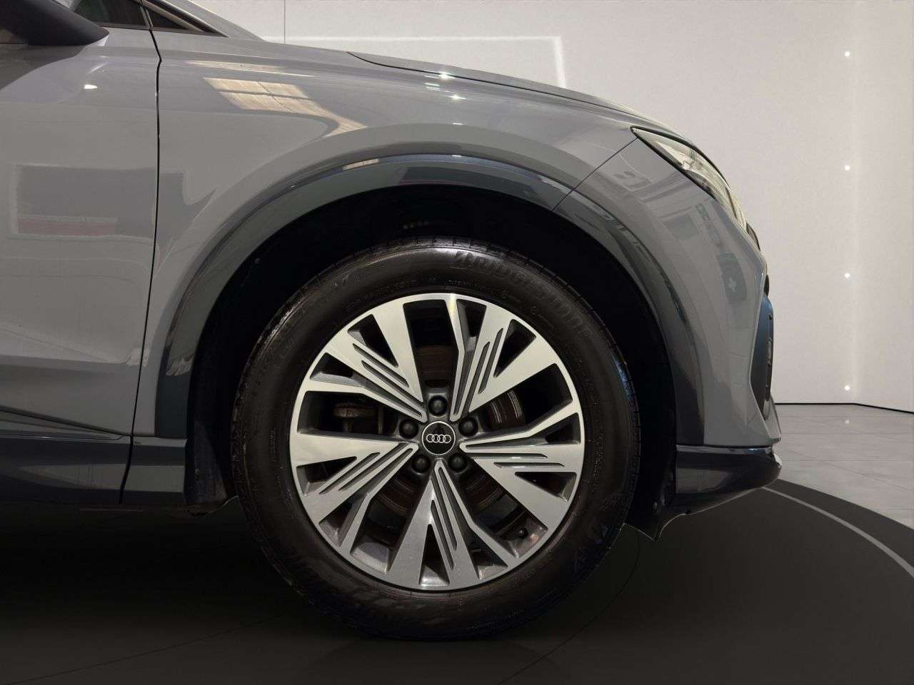 2021 AUDI Q4 E-TRON 2021 AUDI Q4 E-TRON