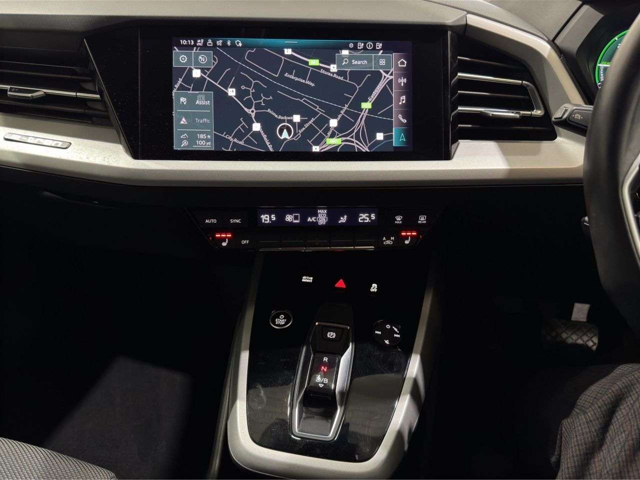 2021 AUDI Q4 E-TRON 2021 AUDI Q4 E-TRON