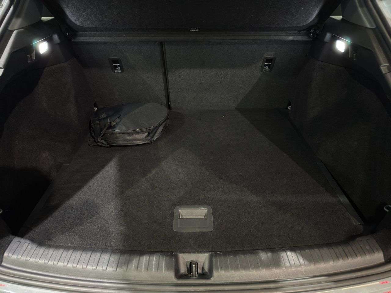 2021 AUDI Q4 E-TRON 2021 AUDI Q4 E-TRON