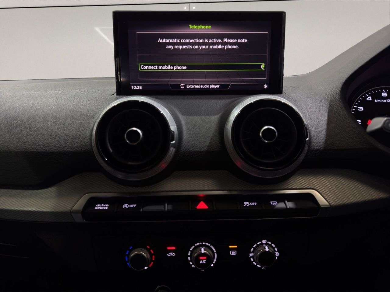 2021 AUDI Q2 2021 AUDI Q2