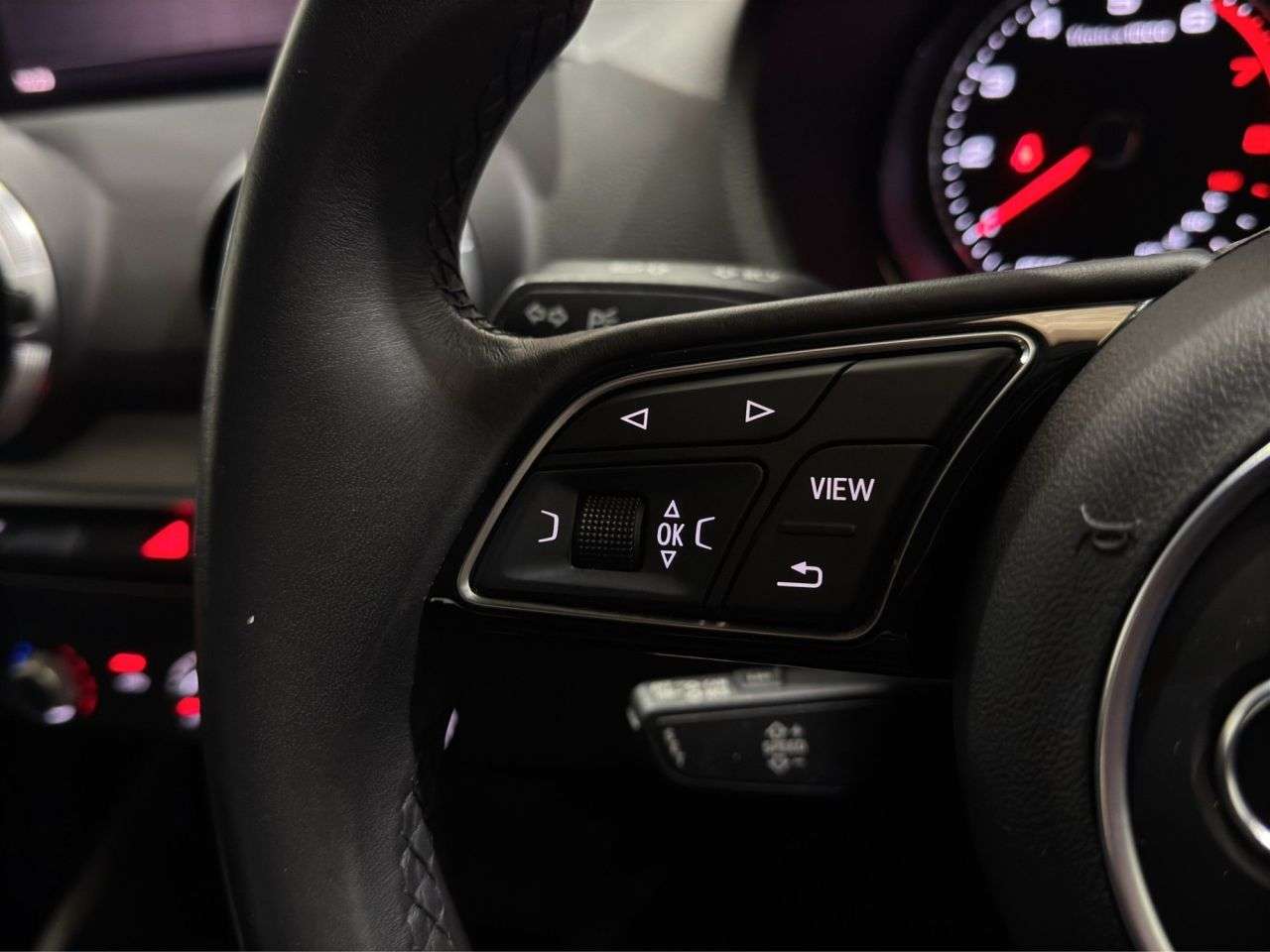 2021 AUDI Q2 2021 AUDI Q2