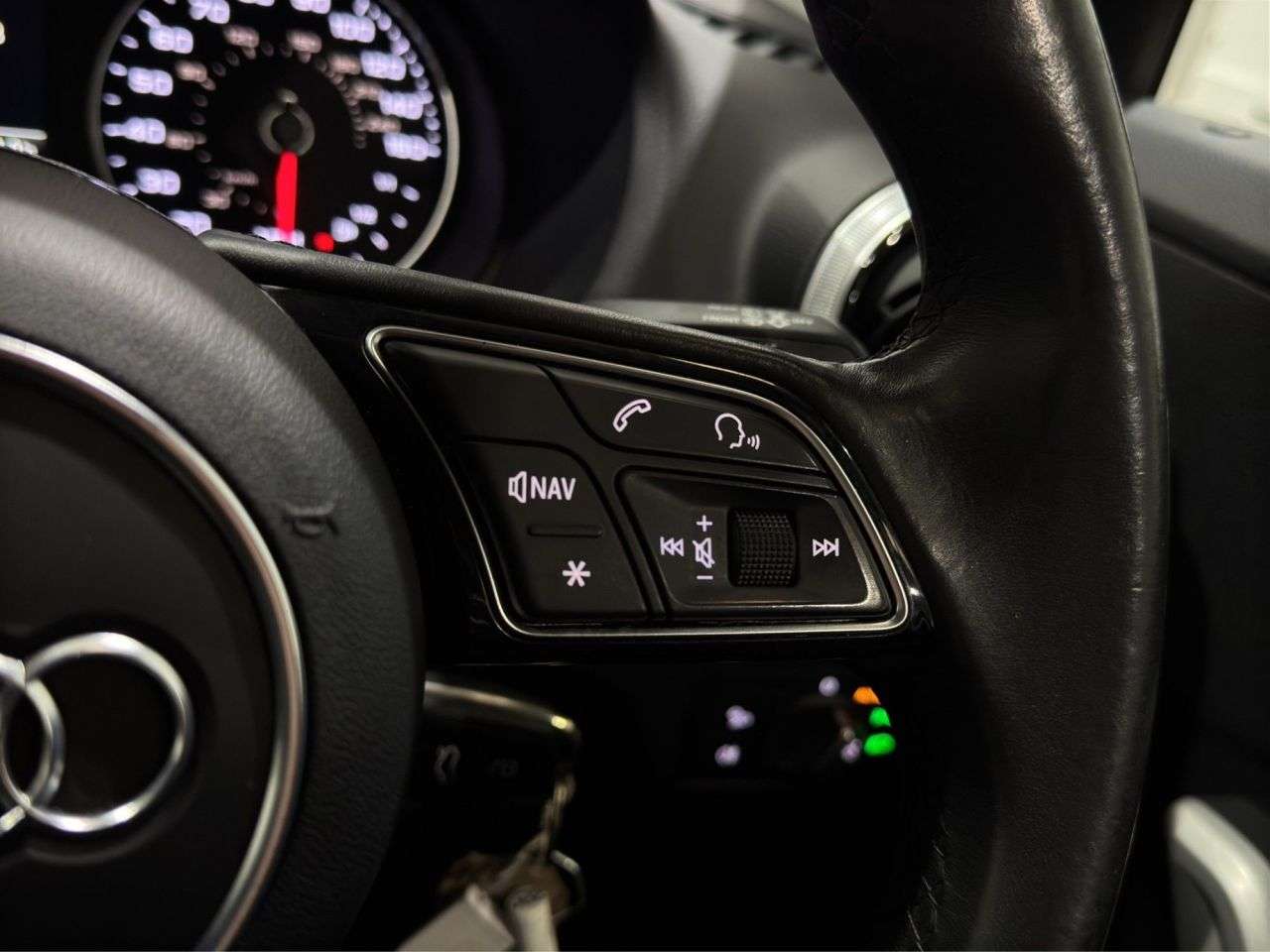 2021 AUDI Q2 2021 AUDI Q2