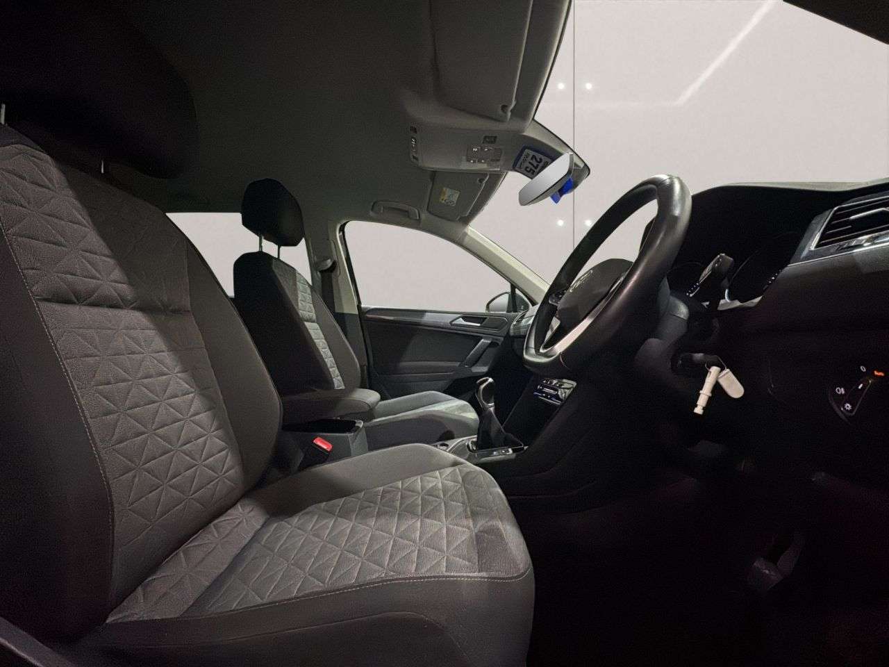 2021 VOLKSWAGEN TIGUAN 2021 VOLKSWAGEN TIGUAN