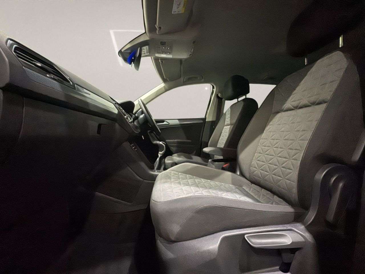 2021 VOLKSWAGEN TIGUAN 2021 VOLKSWAGEN TIGUAN