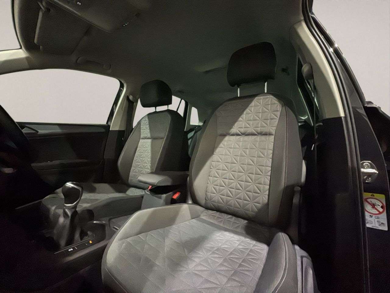 2021 VOLKSWAGEN TIGUAN 2021 VOLKSWAGEN TIGUAN