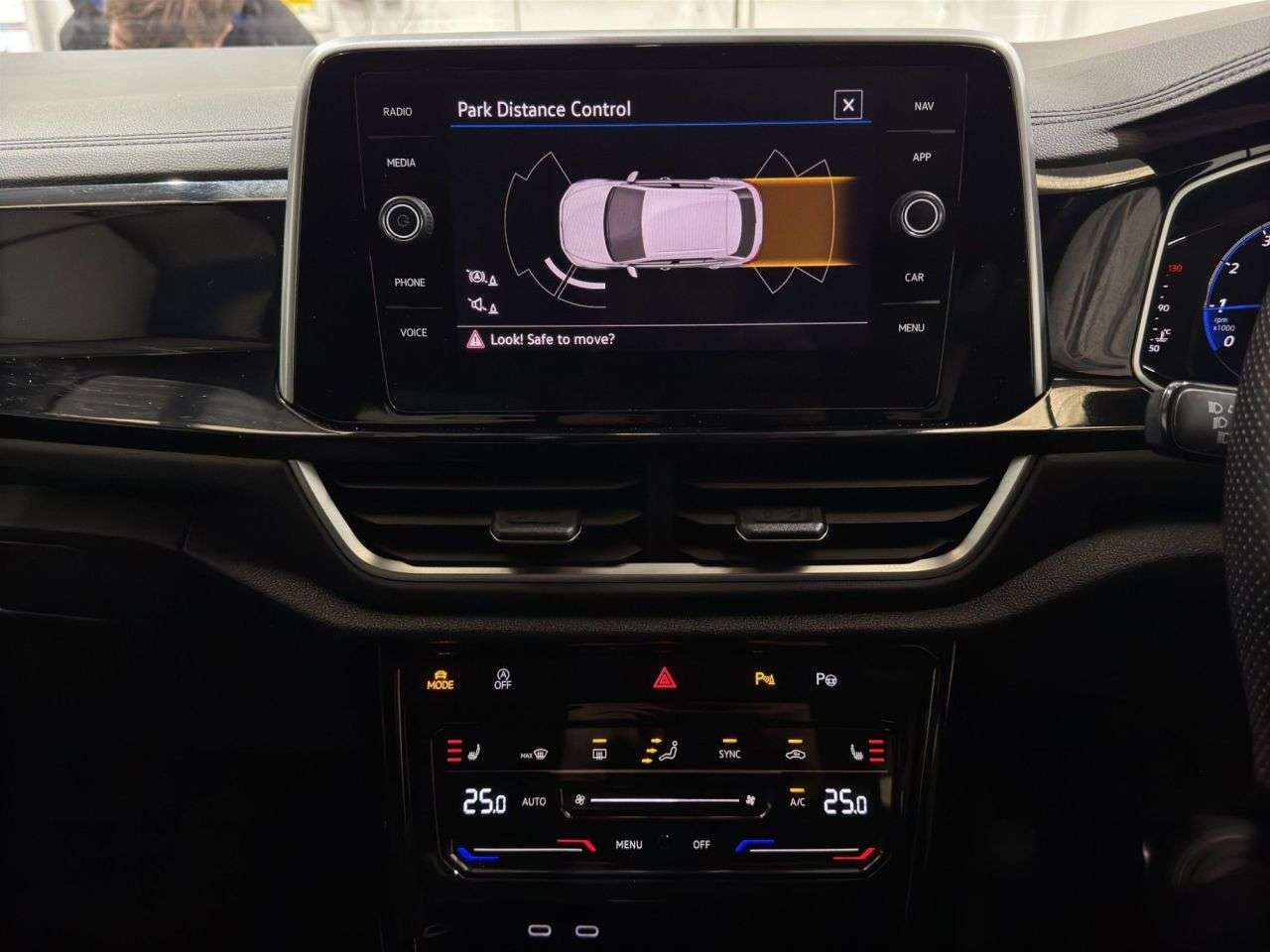 2022 VOLKSWAGEN T-ROC 2022 VOLKSWAGEN T-ROC