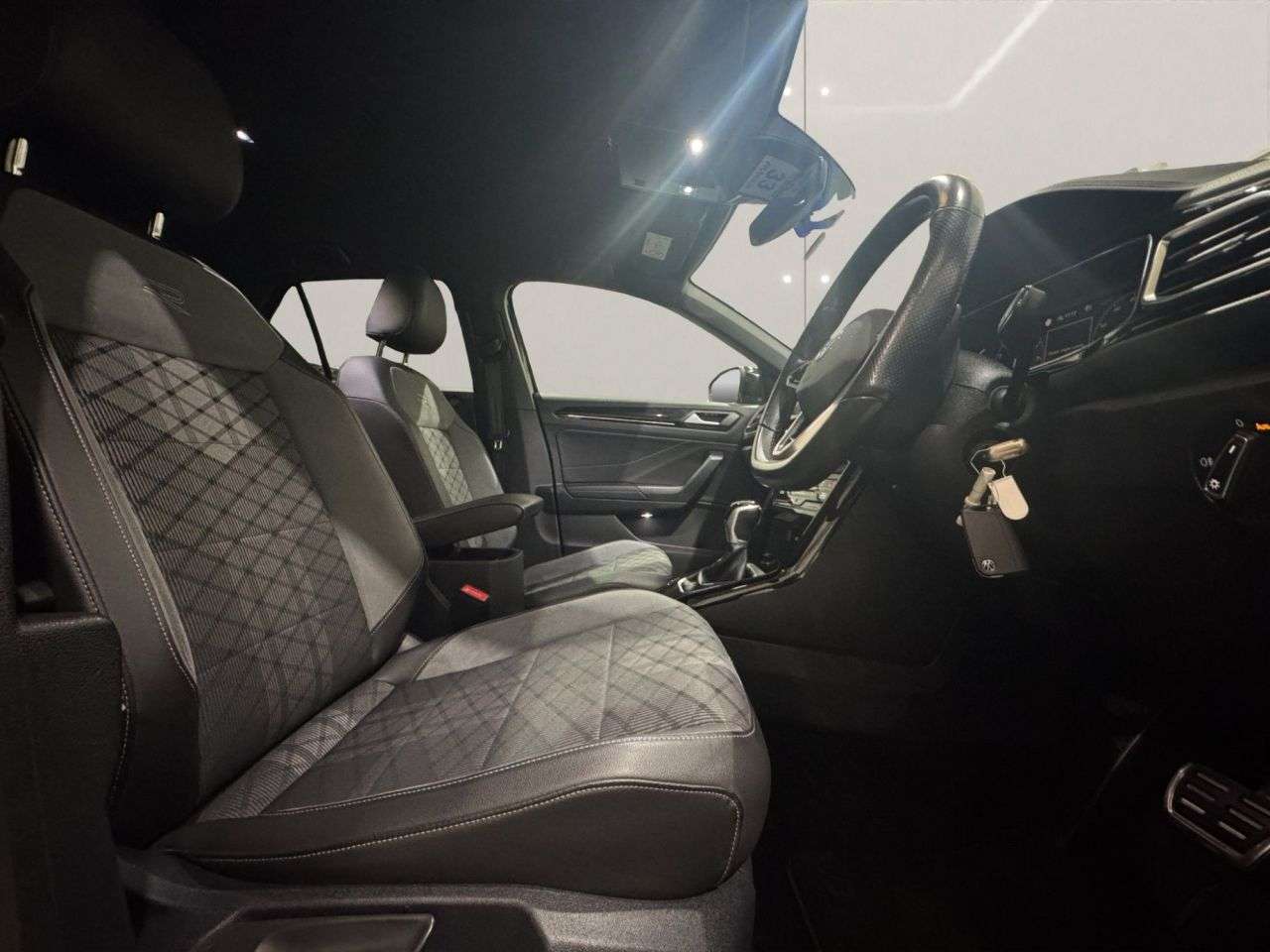 2022 VOLKSWAGEN T-ROC 2022 VOLKSWAGEN T-ROC