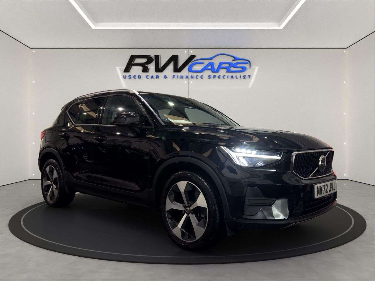 2022 VOLVO XC40 2022 VOLVO XC40