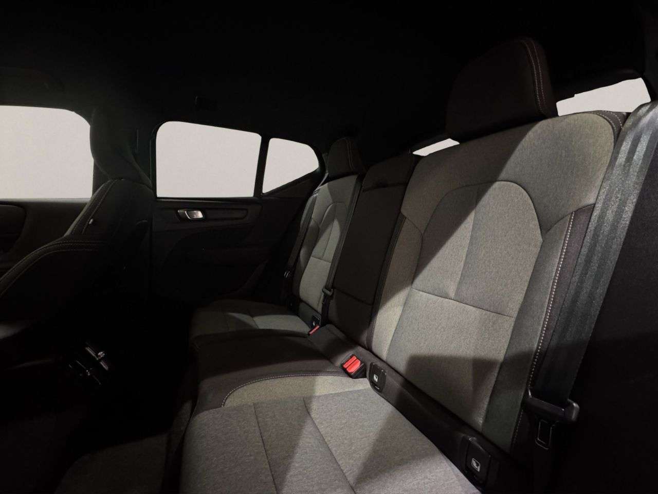 2022 VOLVO XC40 2022 VOLVO XC40