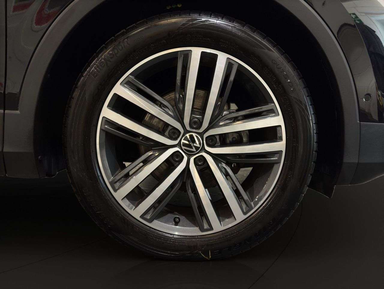 2021 VOLKSWAGEN TIGUAN 2021 VOLKSWAGEN TIGUAN