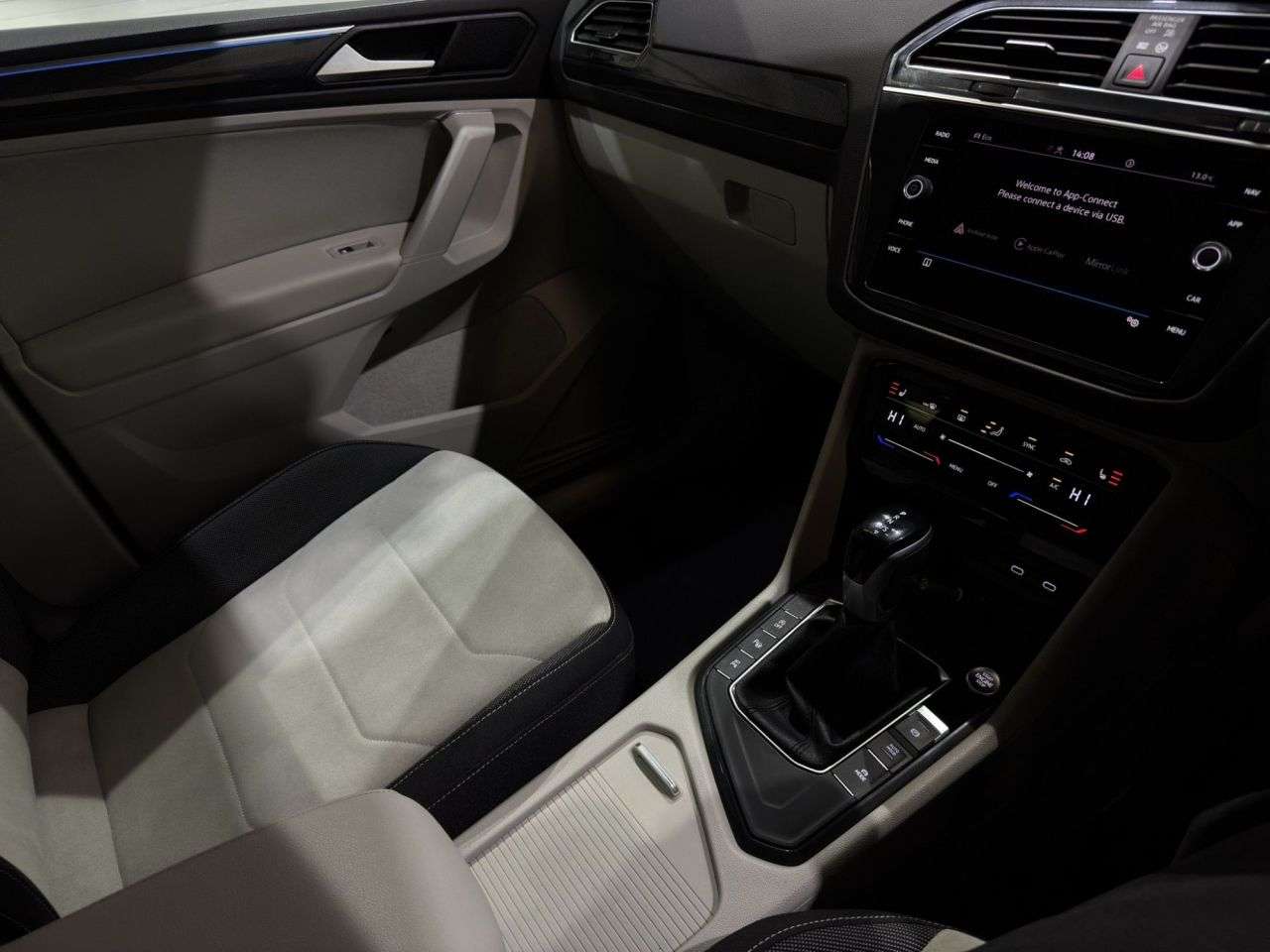 2021 VOLKSWAGEN TIGUAN 2021 VOLKSWAGEN TIGUAN