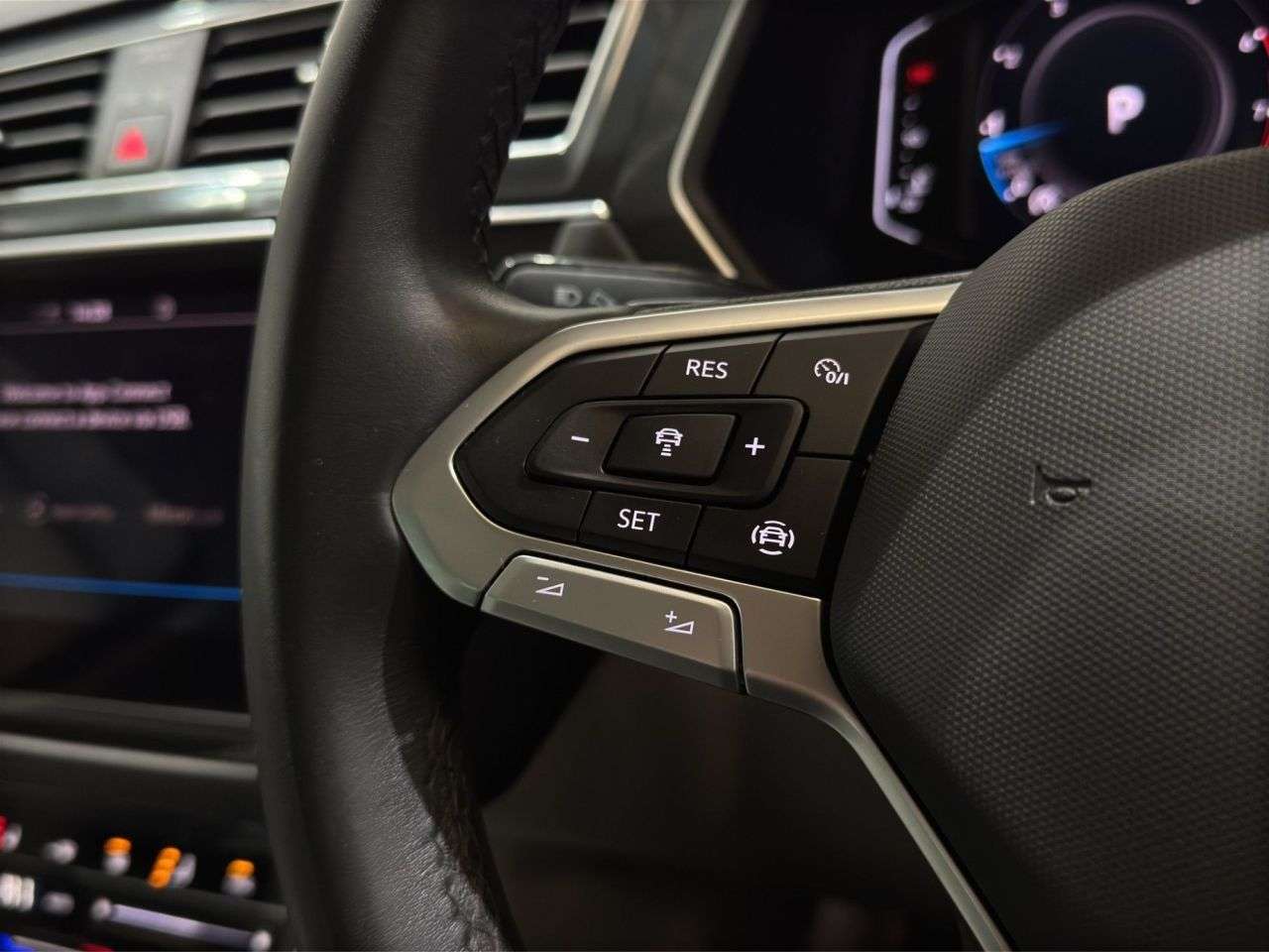 2021 VOLKSWAGEN TIGUAN 2021 VOLKSWAGEN TIGUAN