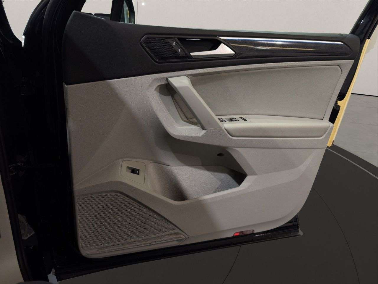 2021 VOLKSWAGEN TIGUAN 2021 VOLKSWAGEN TIGUAN