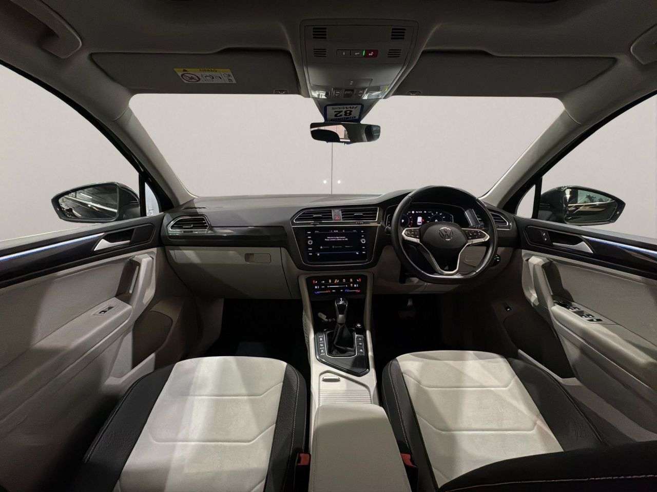 2021 VOLKSWAGEN TIGUAN 2021 VOLKSWAGEN TIGUAN