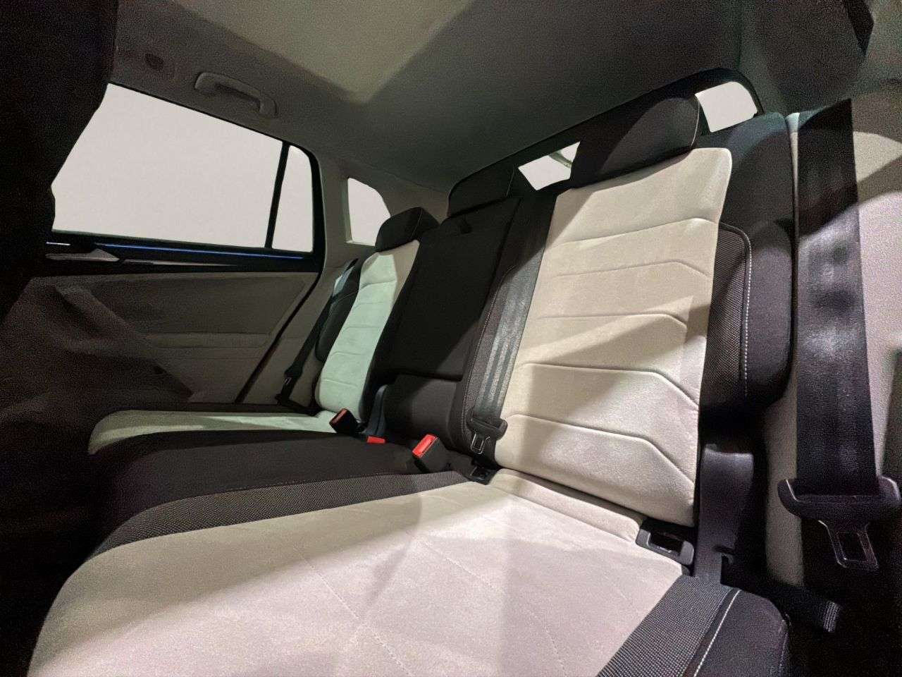 2021 VOLKSWAGEN TIGUAN 2021 VOLKSWAGEN TIGUAN