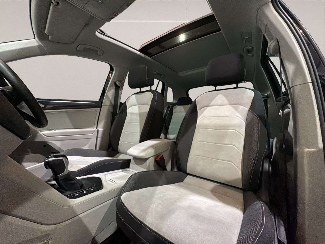 2021 VOLKSWAGEN TIGUAN 2021 VOLKSWAGEN TIGUAN