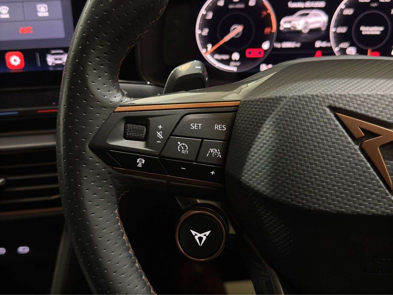 2023 CUPRA FORMENTOR 2023 CUPRA FORMENTOR