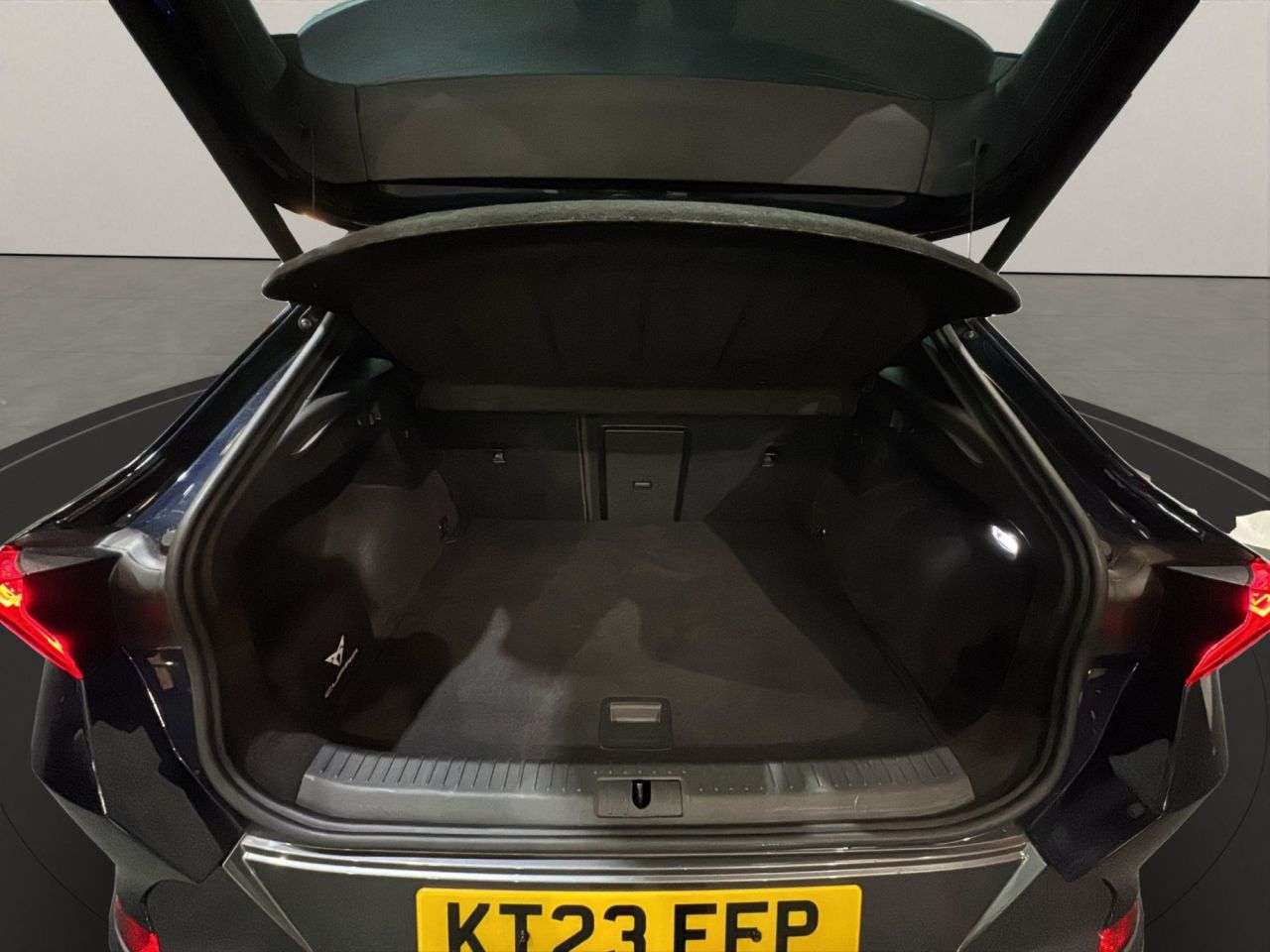 2023 CUPRA FORMENTOR 2023 CUPRA FORMENTOR