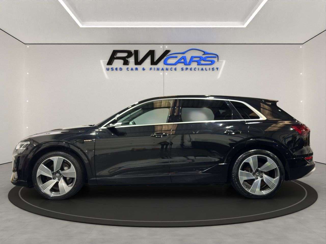 2020 AUDI E-TRON 2020 AUDI E-TRON