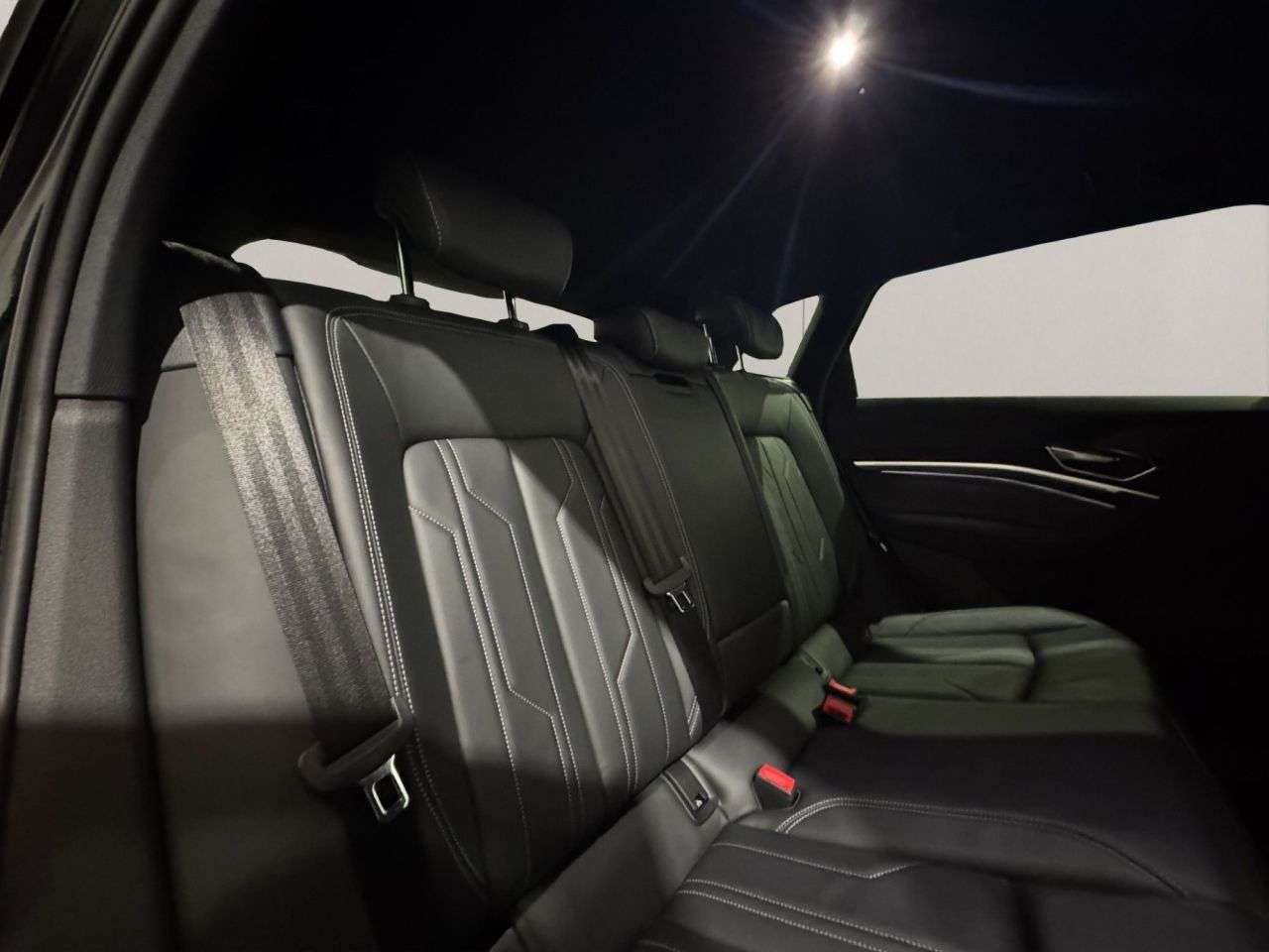 2020 AUDI E-TRON 2020 AUDI E-TRON