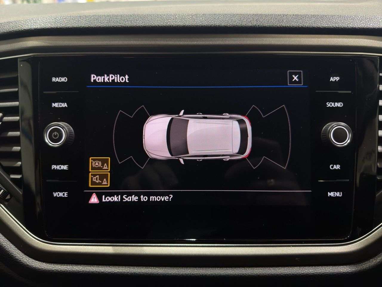 2020 VOLKSWAGEN T-ROC 2020 VOLKSWAGEN T-ROC