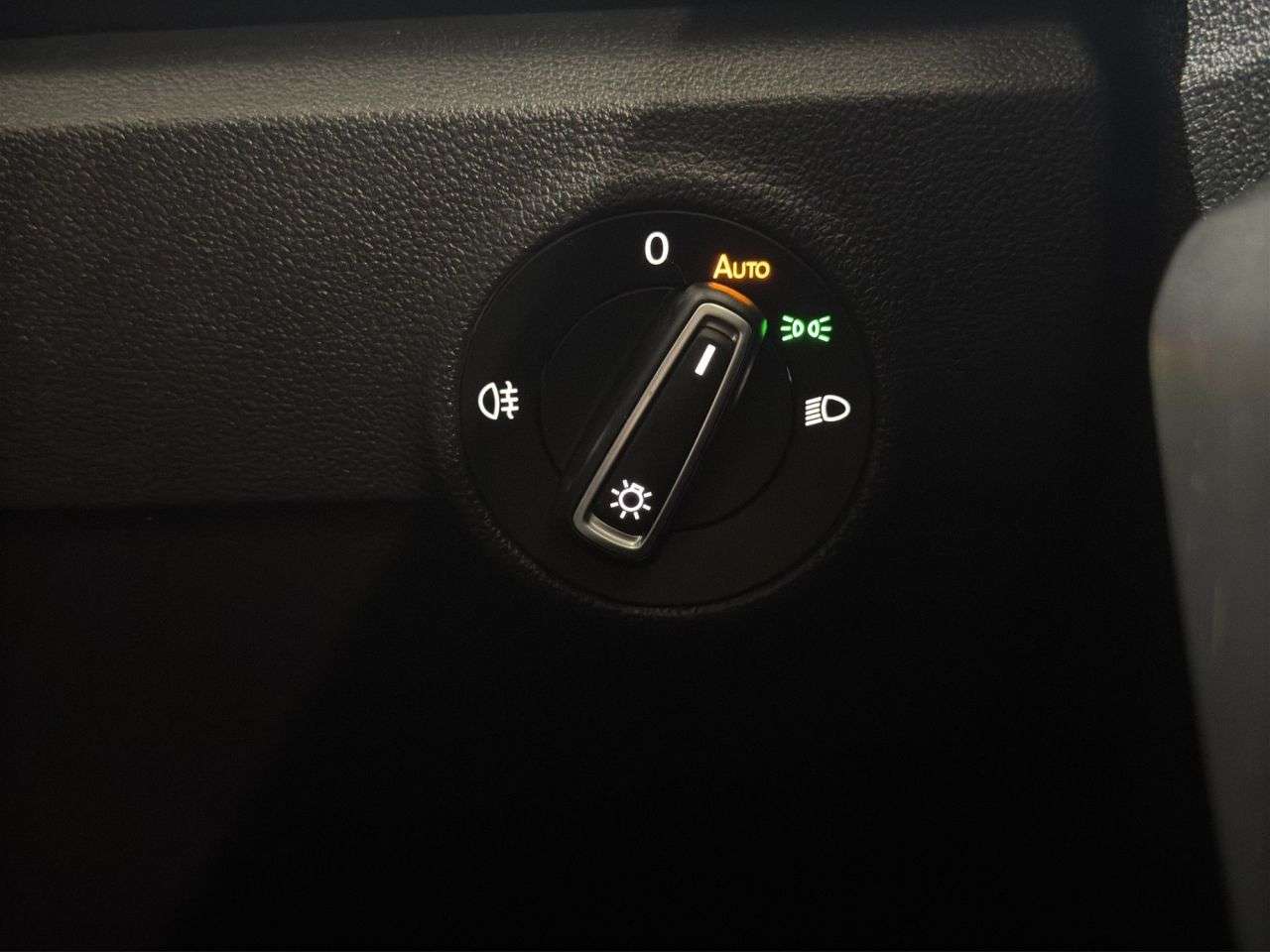 2020 VOLKSWAGEN T-ROC 2020 VOLKSWAGEN T-ROC