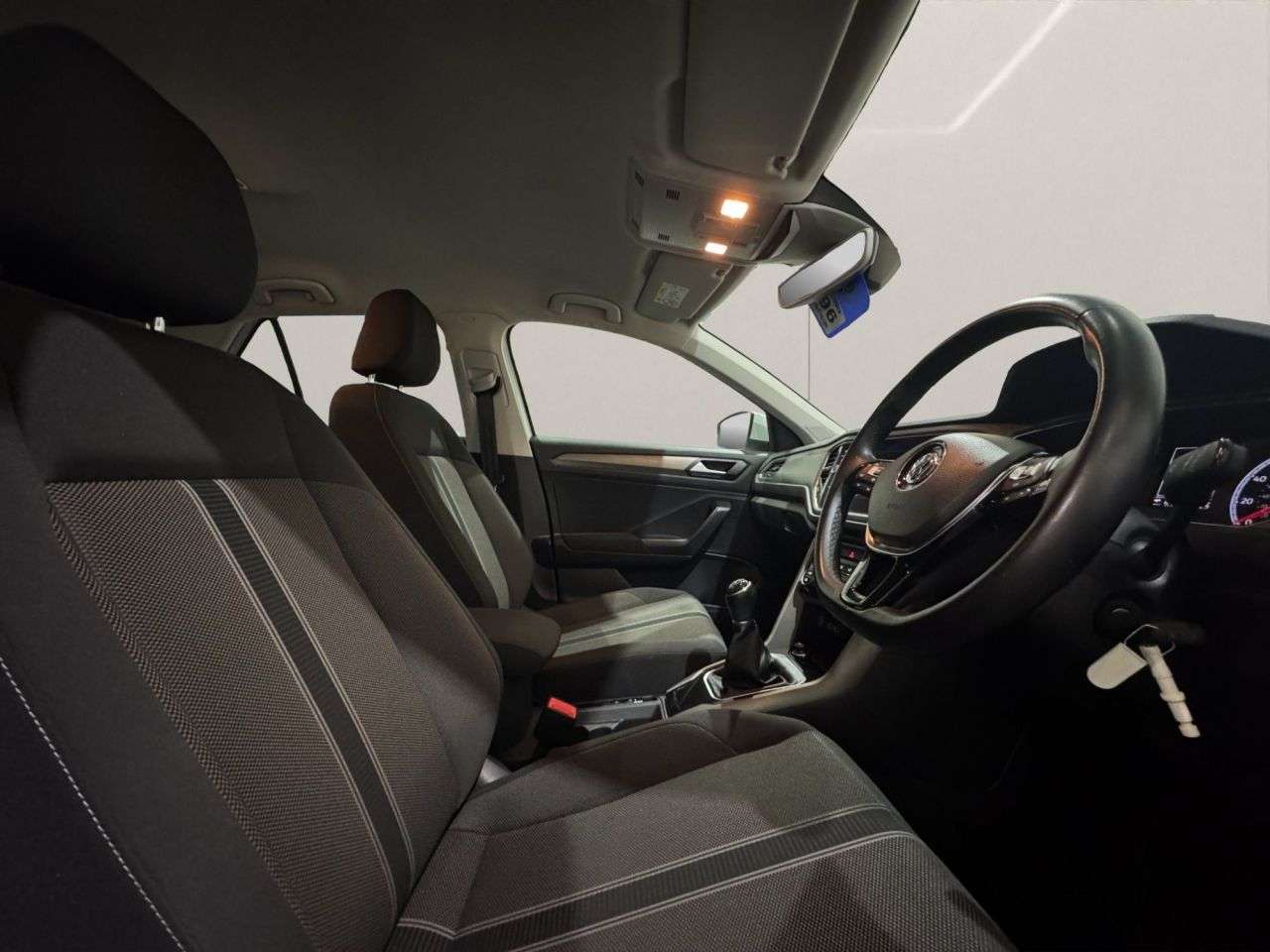 2020 VOLKSWAGEN T-ROC 2020 VOLKSWAGEN T-ROC