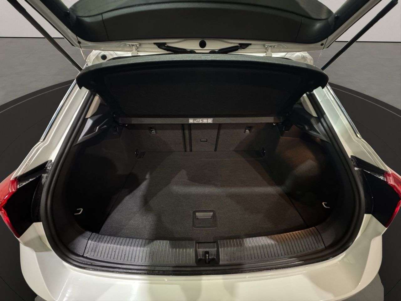 2020 VOLKSWAGEN T-ROC 2020 VOLKSWAGEN T-ROC