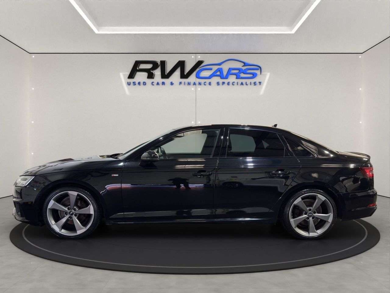 A 2019 AUDI A4 2.0 TFSI 35 Black Edition Saloon 4dr Petrol S Tronic Euro 6 (s/s) (150 ps) A 2019 AUDI A4 2.0 TFSI 35 Black Edition Saloon 4dr Petrol S Tronic Euro 6 (s/s) (150 ps)
