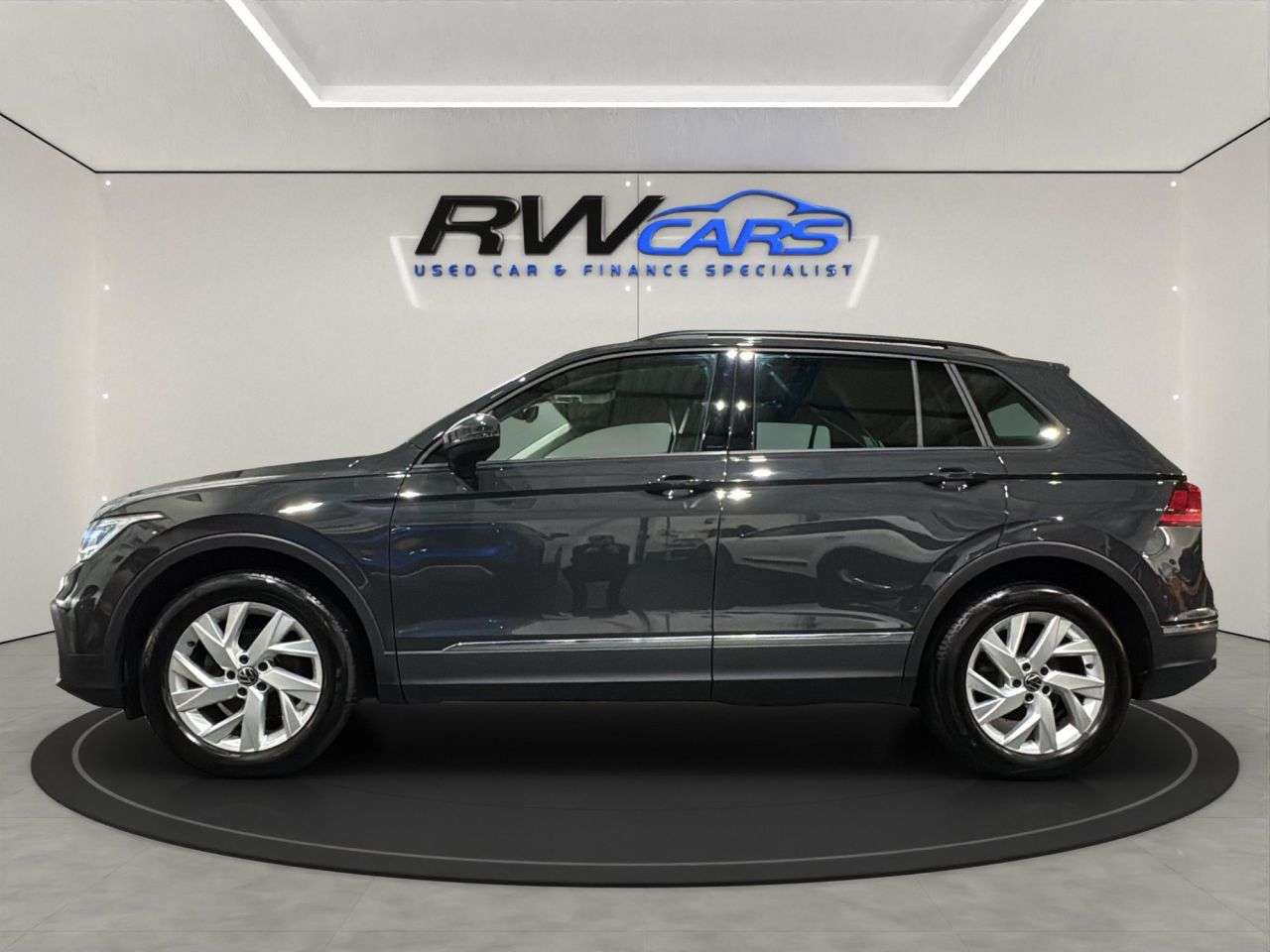 2021 VOLKSWAGEN TIGUAN 2021 VOLKSWAGEN TIGUAN