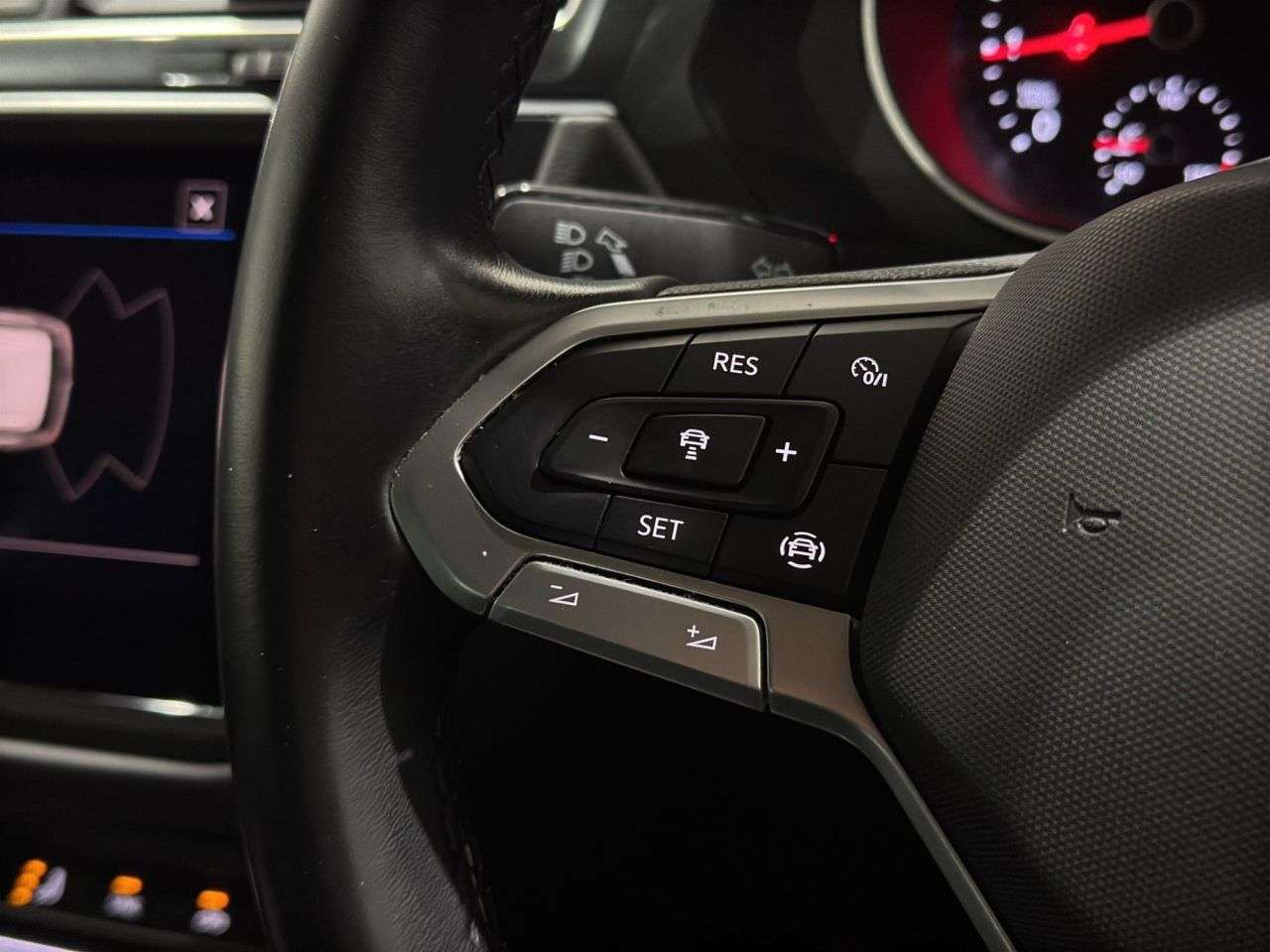 2021 VOLKSWAGEN TIGUAN 2021 VOLKSWAGEN TIGUAN