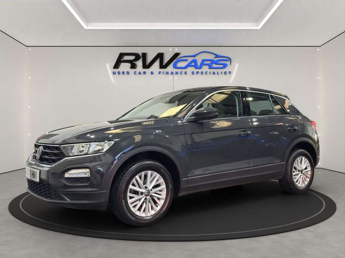 Check out this Volkswagen T-roc 2021 Petrol Manual