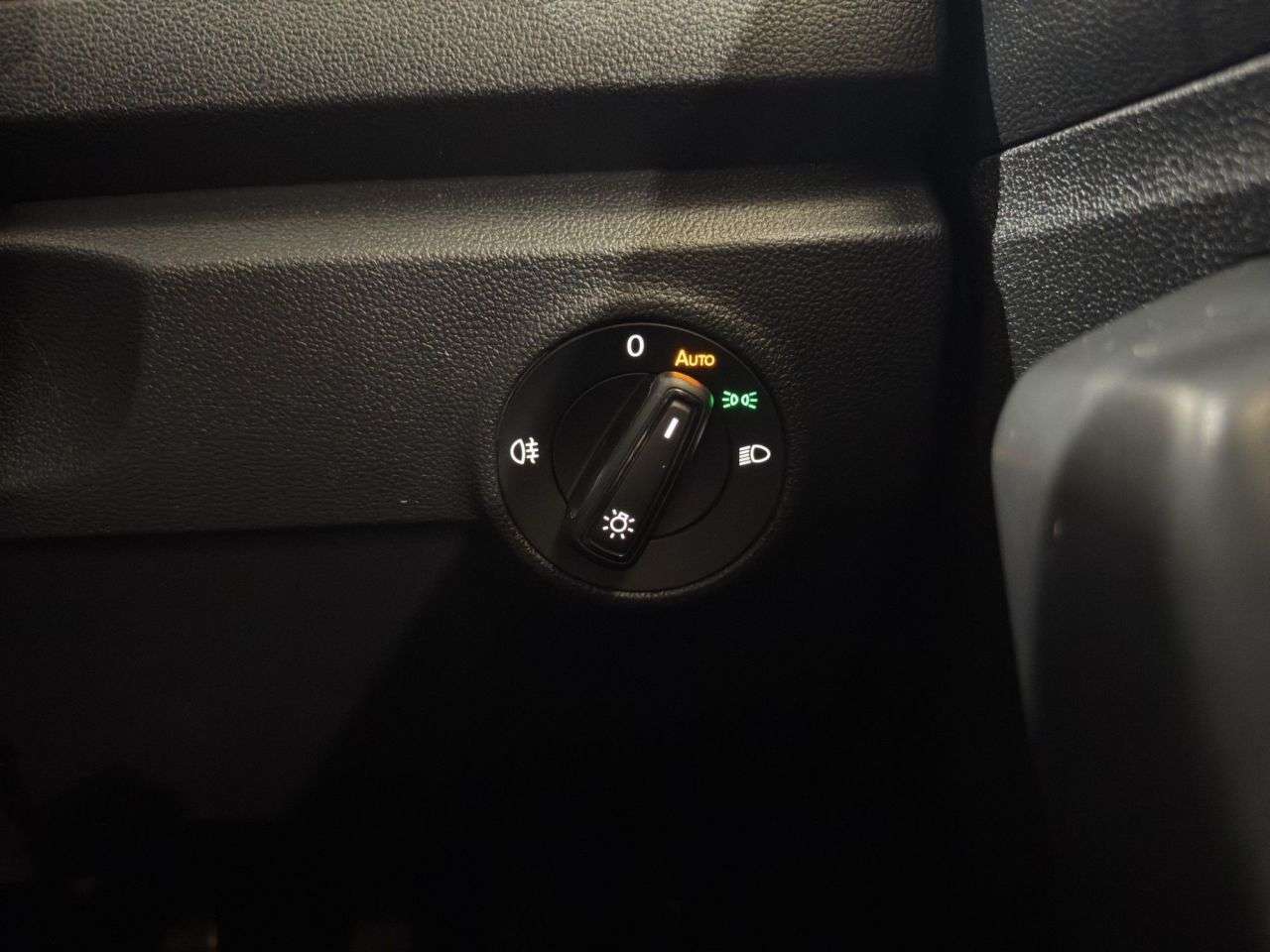 2021 VOLKSWAGEN T-ROC 2021 VOLKSWAGEN T-ROC