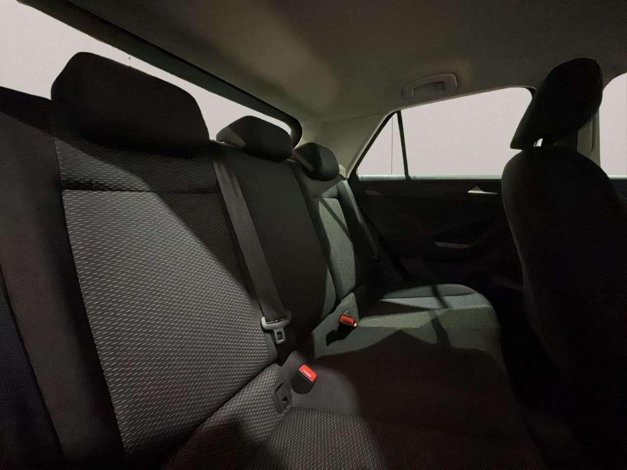 2021 VOLKSWAGEN T-ROC 2021 VOLKSWAGEN T-ROC