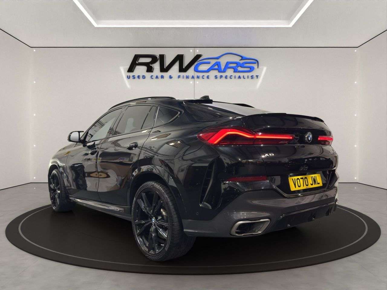 null BMW X6 null BMW X6