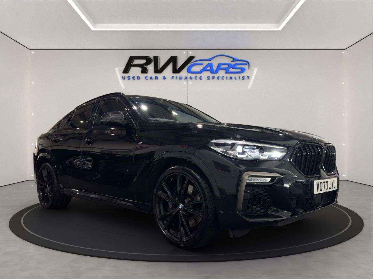 null BMW X6 null BMW X6