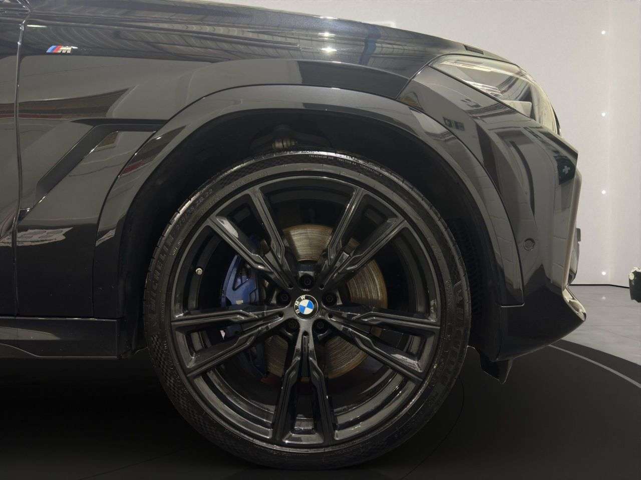 null BMW X6 null BMW X6