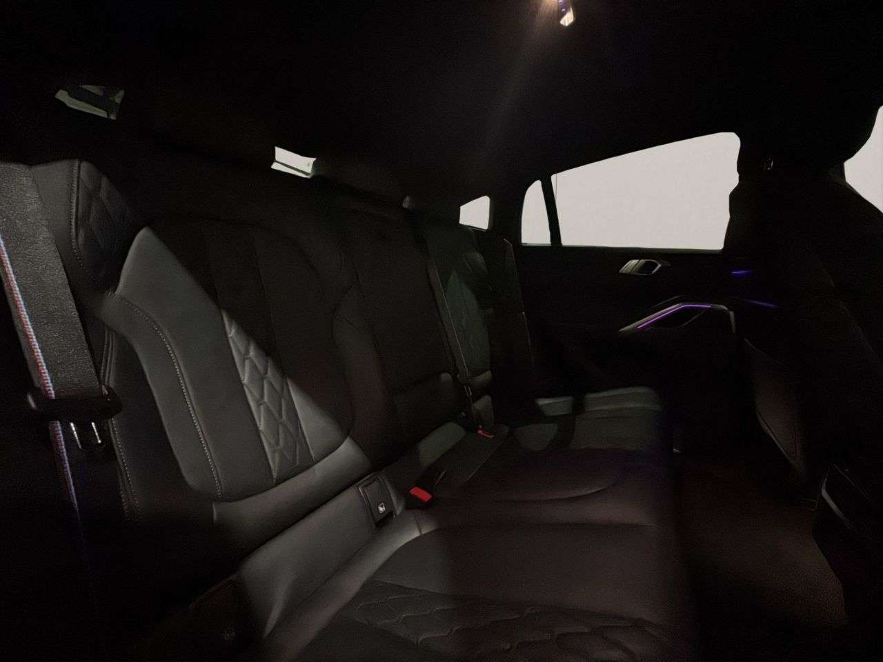 null BMW X6 null BMW X6