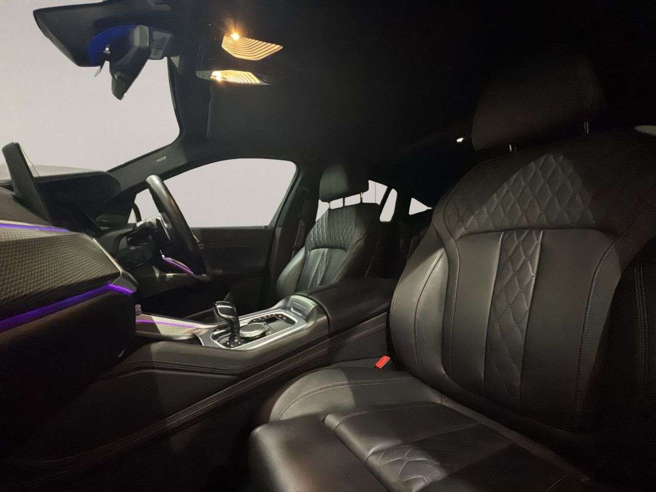 null BMW X6 null BMW X6