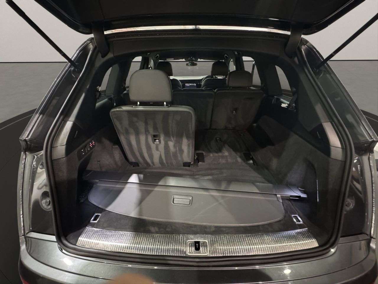 2021 AUDI Q7 2021 AUDI Q7