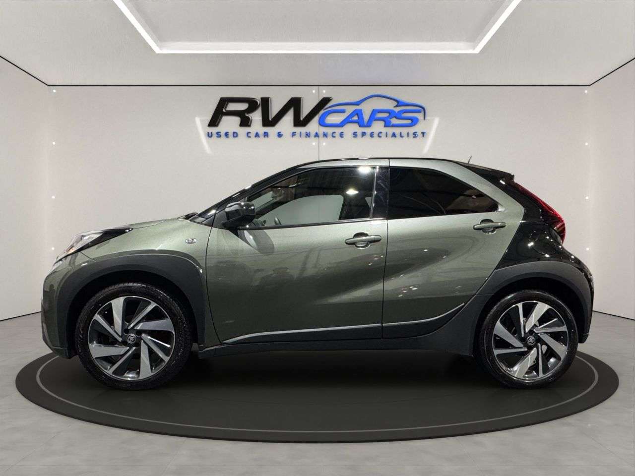 2022 TOYOTA AYGO X 2022 TOYOTA AYGO X