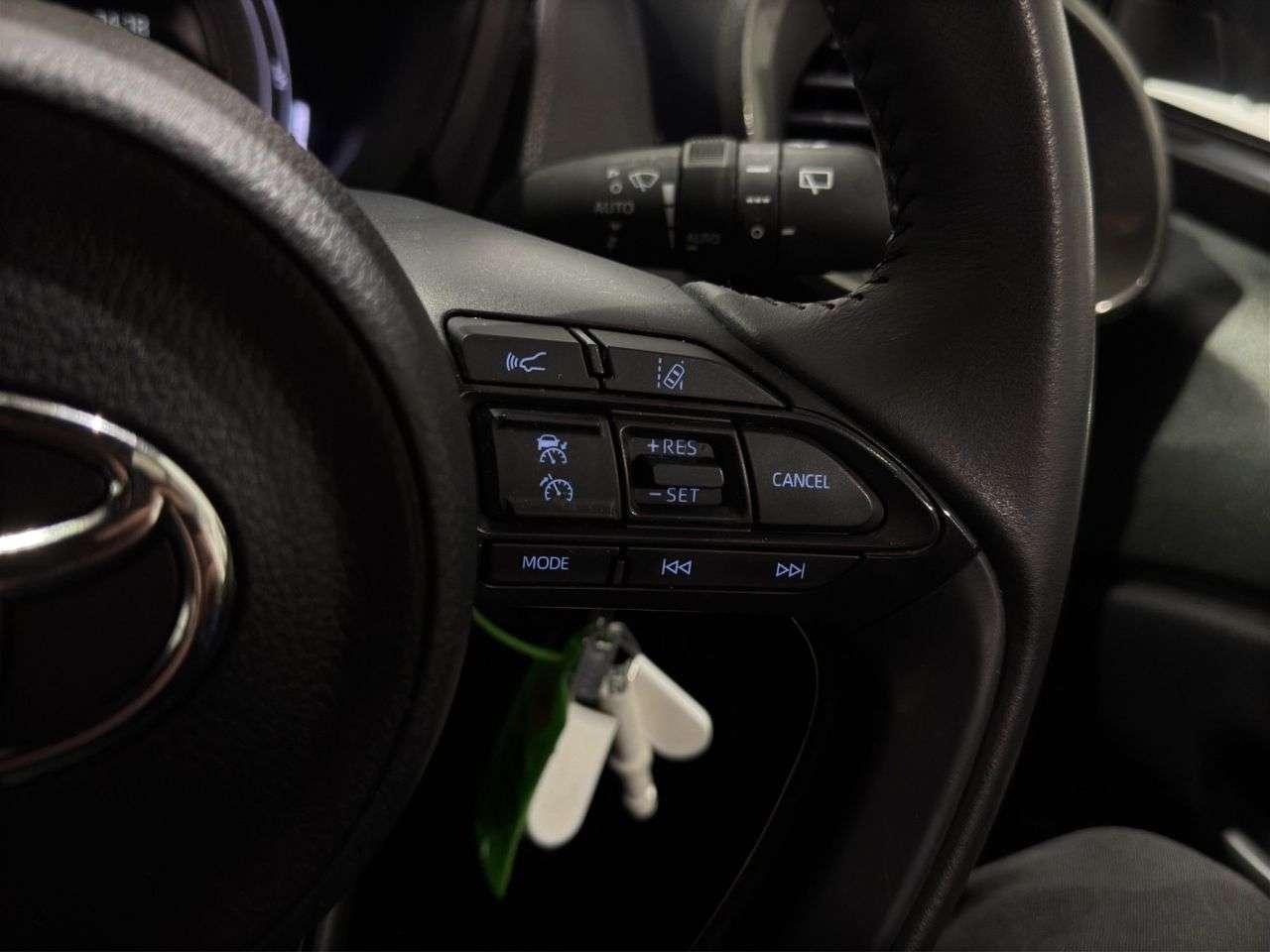 2022 TOYOTA AYGO X 2022 TOYOTA AYGO X