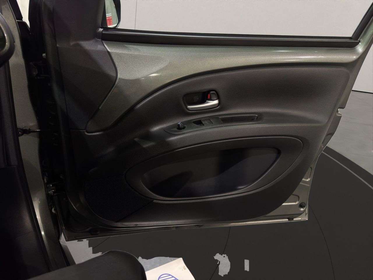 2022 TOYOTA AYGO X 2022 TOYOTA AYGO X