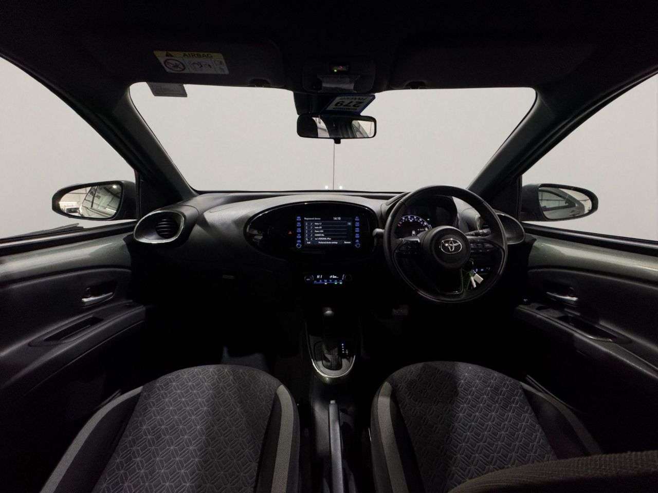 2022 TOYOTA AYGO X 2022 TOYOTA AYGO X