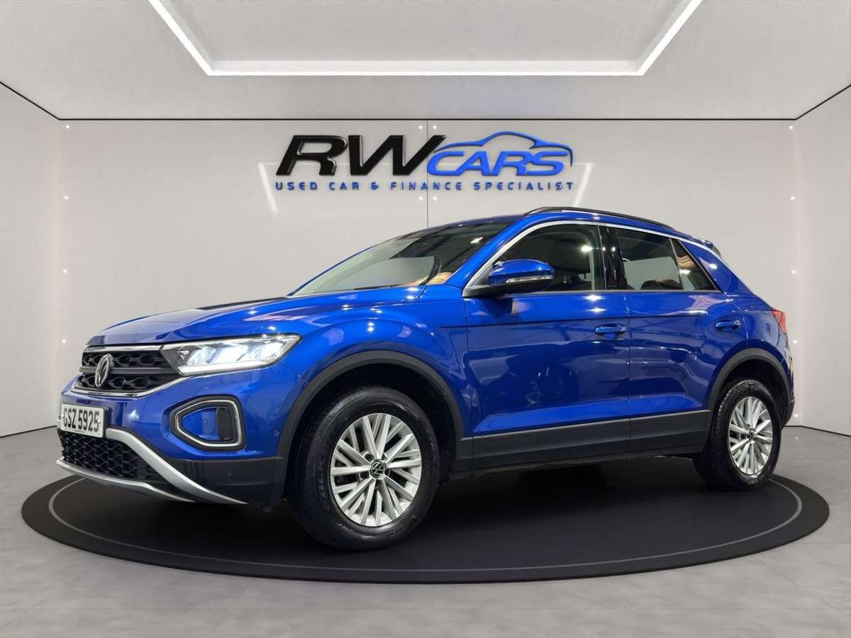 Check out this Volkswagen T-roc 2022 Petrol Manual