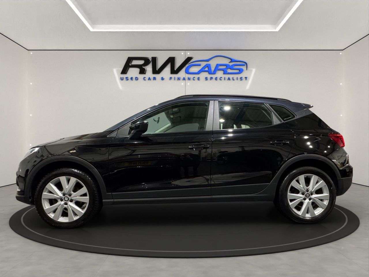 A 2020 SEAT ARONA 1.0 TSI GPF SE Technology SUV 5dr Petrol Manual Euro 6 (s/s) (95 ps) A 2020 SEAT ARONA 1.0 TSI GPF SE Technology SUV 5dr Petrol Manual Euro 6 (s/s) (95 ps)