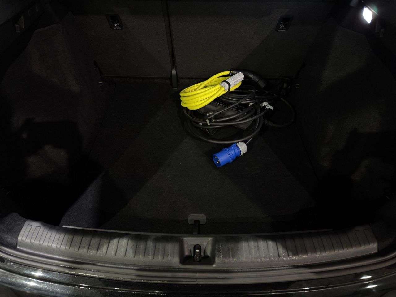 2022 AUDI Q4 E-TRON 2022 AUDI Q4 E-TRON