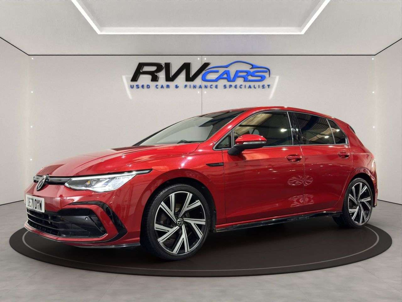 A 2021 VOLKSWAGEN GOLF 1.5 TSI R-Line Hatchback 5dr Petrol Manual Euro 6 (s/s) (130 ps) A 2021 VOLKSWAGEN GOLF 1.5 TSI R-Line Hatchback 5dr Petrol Manual Euro 6 (s/s) (130 ps)