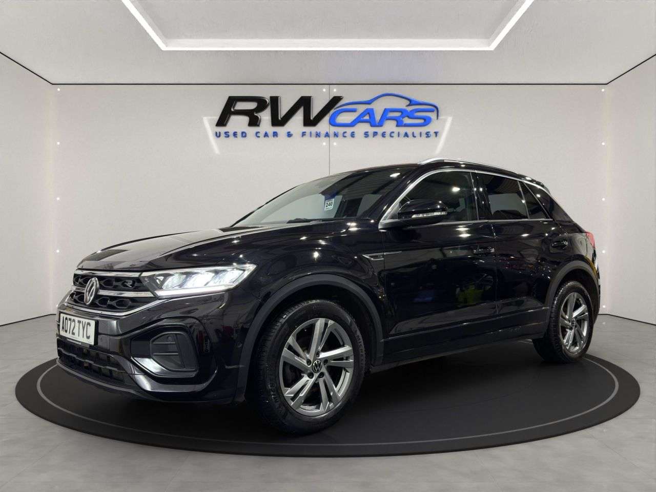 A 2022 VOLKSWAGEN T-ROC 1.5 TSI R-Line SUV 5dr Petrol DSG Euro 6 (s/s) (150 ps) A 2022 VOLKSWAGEN T-ROC 1.5 TSI R-Line SUV 5dr Petrol DSG Euro 6 (s/s) (150 ps)