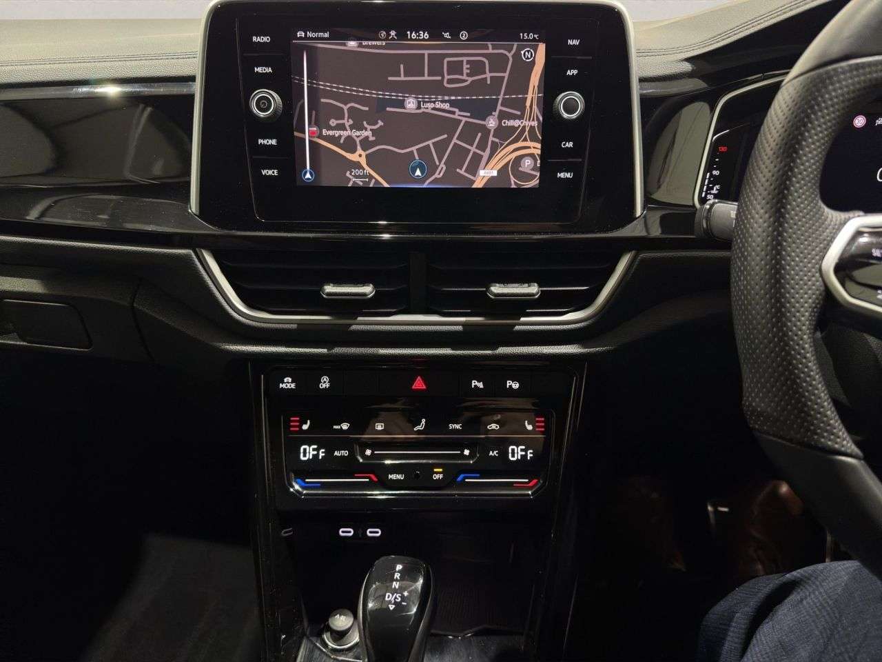 2022 VOLKSWAGEN T-ROC 2022 VOLKSWAGEN T-ROC